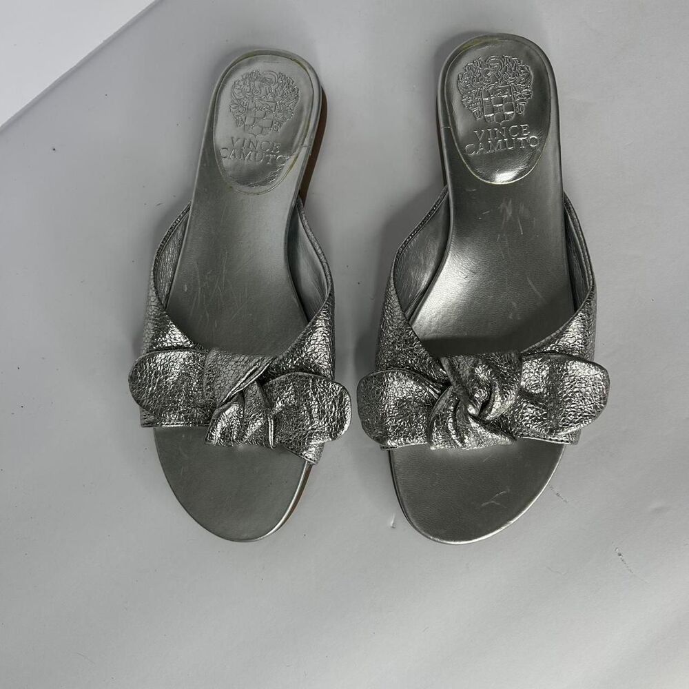 Vince Camuto silver metallic sandals with bow detail 6 - Picture 2 of 6